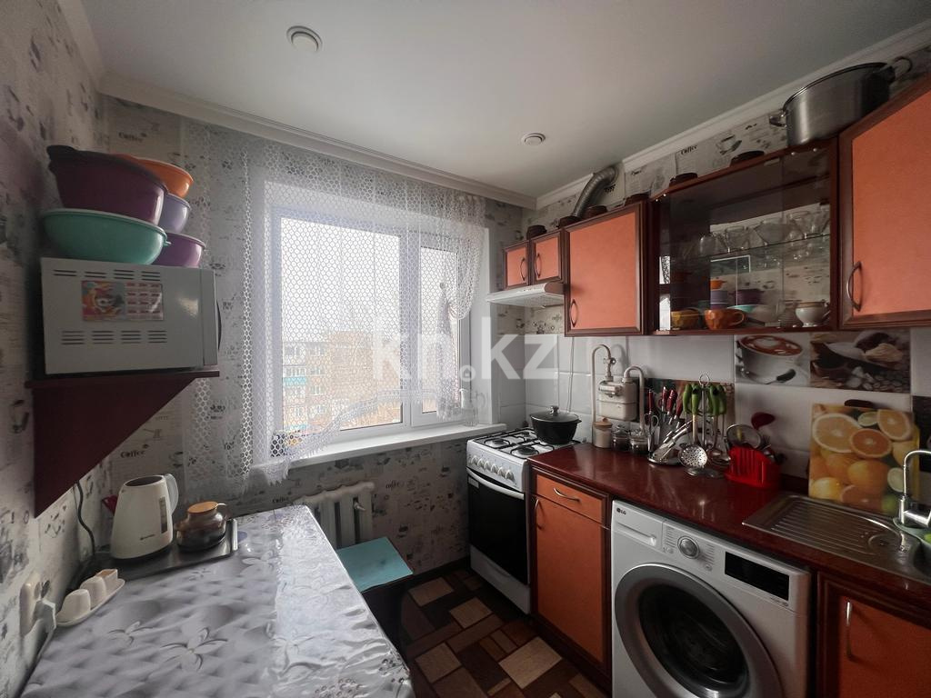 Продажа 3-комнатной квартиры, 60 м², мкр-н Восток-2, дом  11 - Продажа  трехкомнатных квартир в Караганде фото 12 из 15
