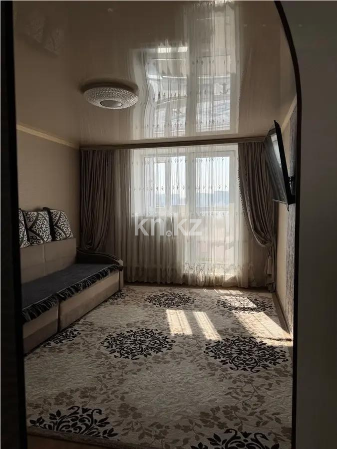 Продажа 3-комнатной квартиры, 61 м², мкр-н Мамраева (Восток-5), дом  29 - Продажа  трехкомнатных квартир в Караганде без посредников с фото фото 1 из 7