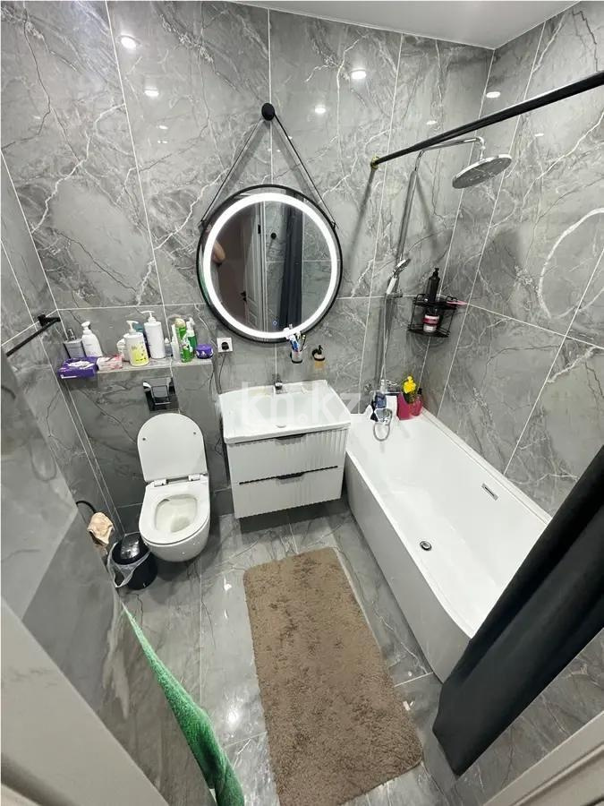 Продажа 2-комнатной квартиры, 70 м², мкр-н Нуркент, дом  34 в Алматы - фото 4