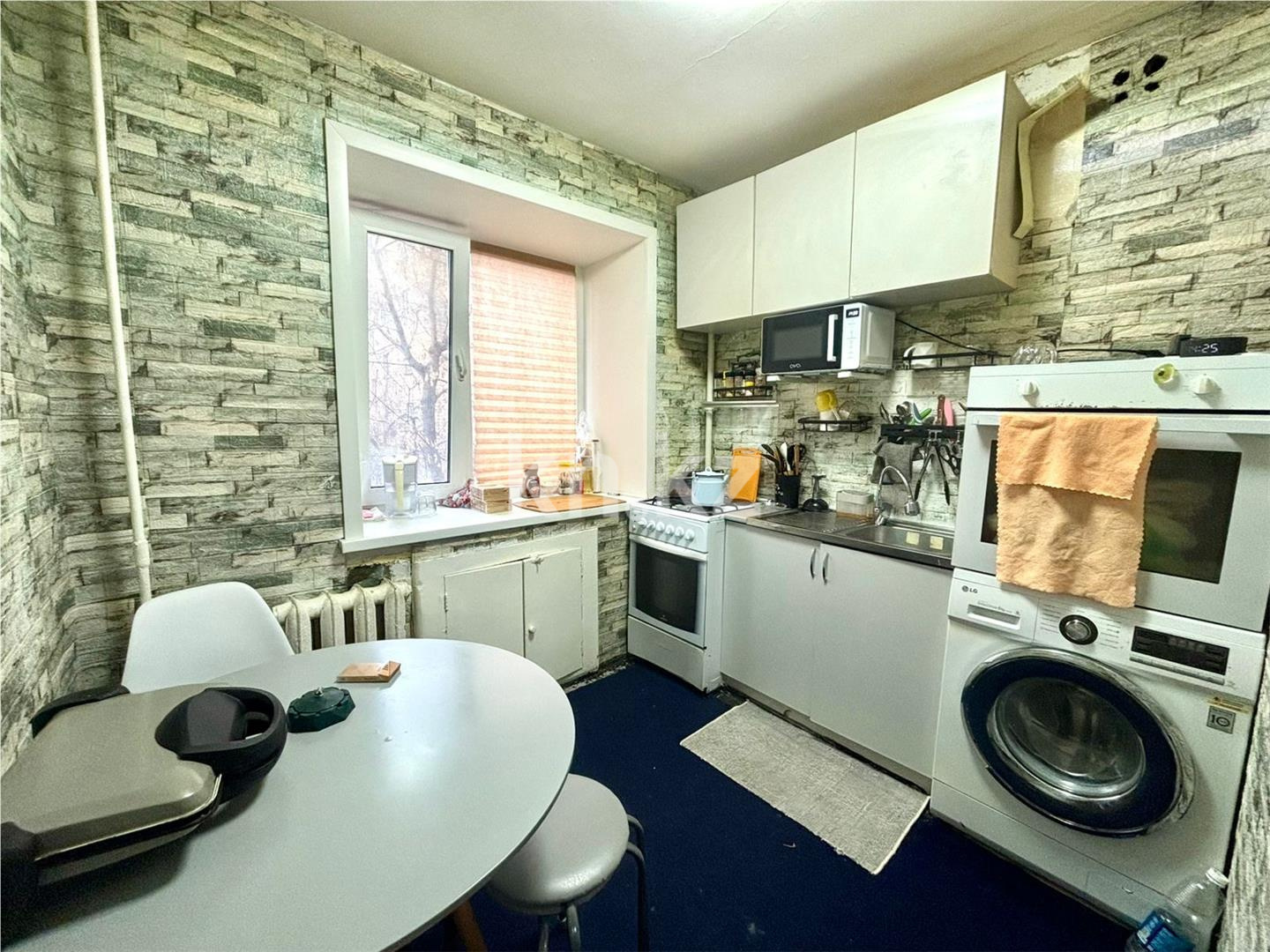 Продажа 3-комнатной квартиры, 58 м², пр. Бухар-жырау - Продажа  трехкомнатных квартир в Караганде с фото фото 5 из 11