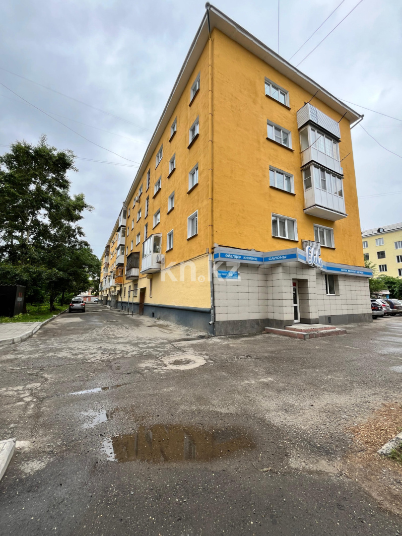 Продажа 4-комнатной квартиры, 100 м², ул. Нурмагамбетова, дом  40 - Продажа жилой и коммерческой недвижимости в Усть-Каменогорске фото 1 из 29