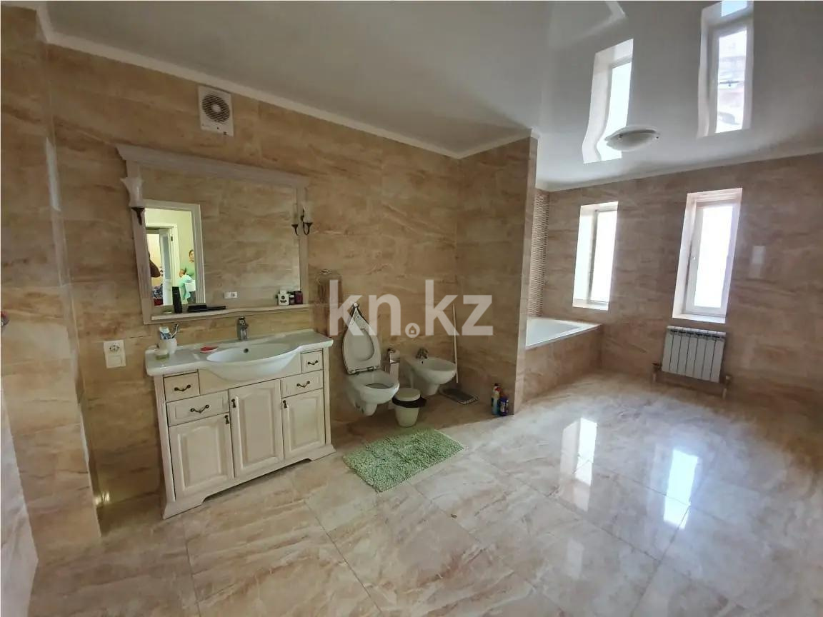Продажа 8-комнатной квартиры, 295 м², ул. Нарикбаева, дом  9 - Продажа квартир в Астане фото 10 из 13