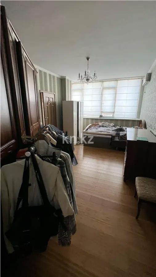 Продажа 3-комнатной квартиры, 125 м², ул. Сатпаева, дом  30а в Алматы - фото 2