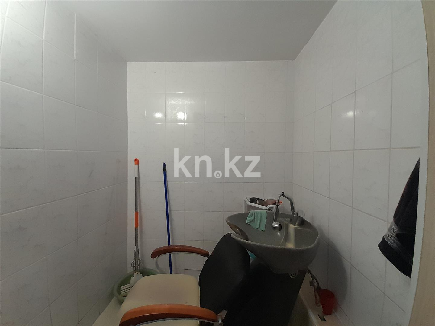 Продажа , 96 м², пр. Металлургов, дом  17 - Продажа офисных и торговых помещений в Темиртау фото 5 из 10