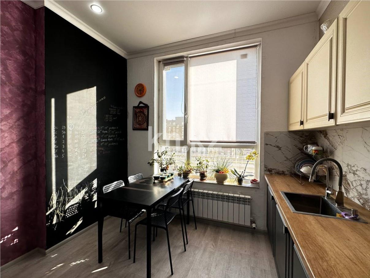 Продажа 3-комнатной квартиры, 56.8 м², ул. Калдаякова - Продажа  трехкомнатных квартир в Астане фото 1 из 14