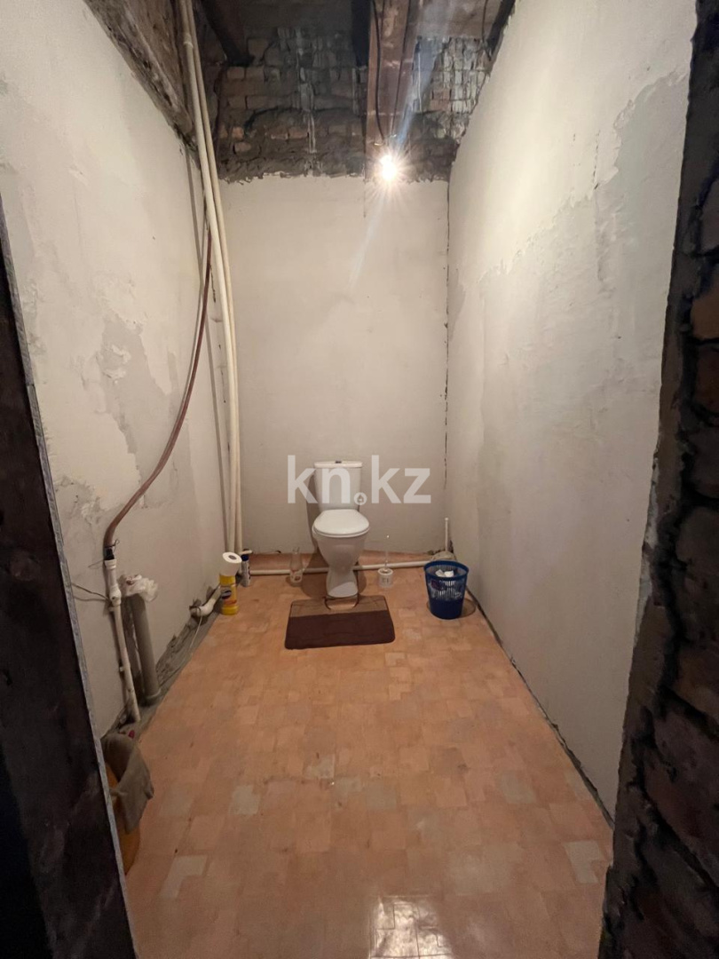 Продажа 4-комнатного дома, 246 м², ул. Чижевского - Продажа домов, коттеджей в Караганде с фото фото 16 из 21