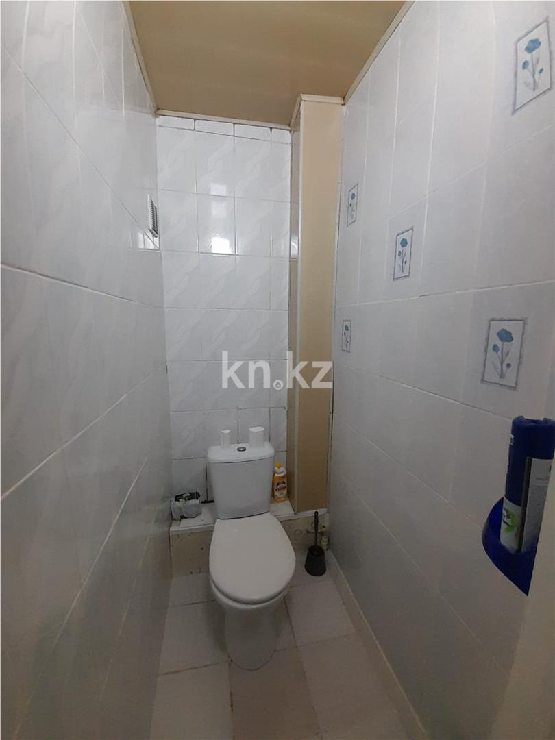 Продажа 3-комнатной квартиры, 60 м² - Продажа квартир в Караганде - страница 2 фото 14 из 26