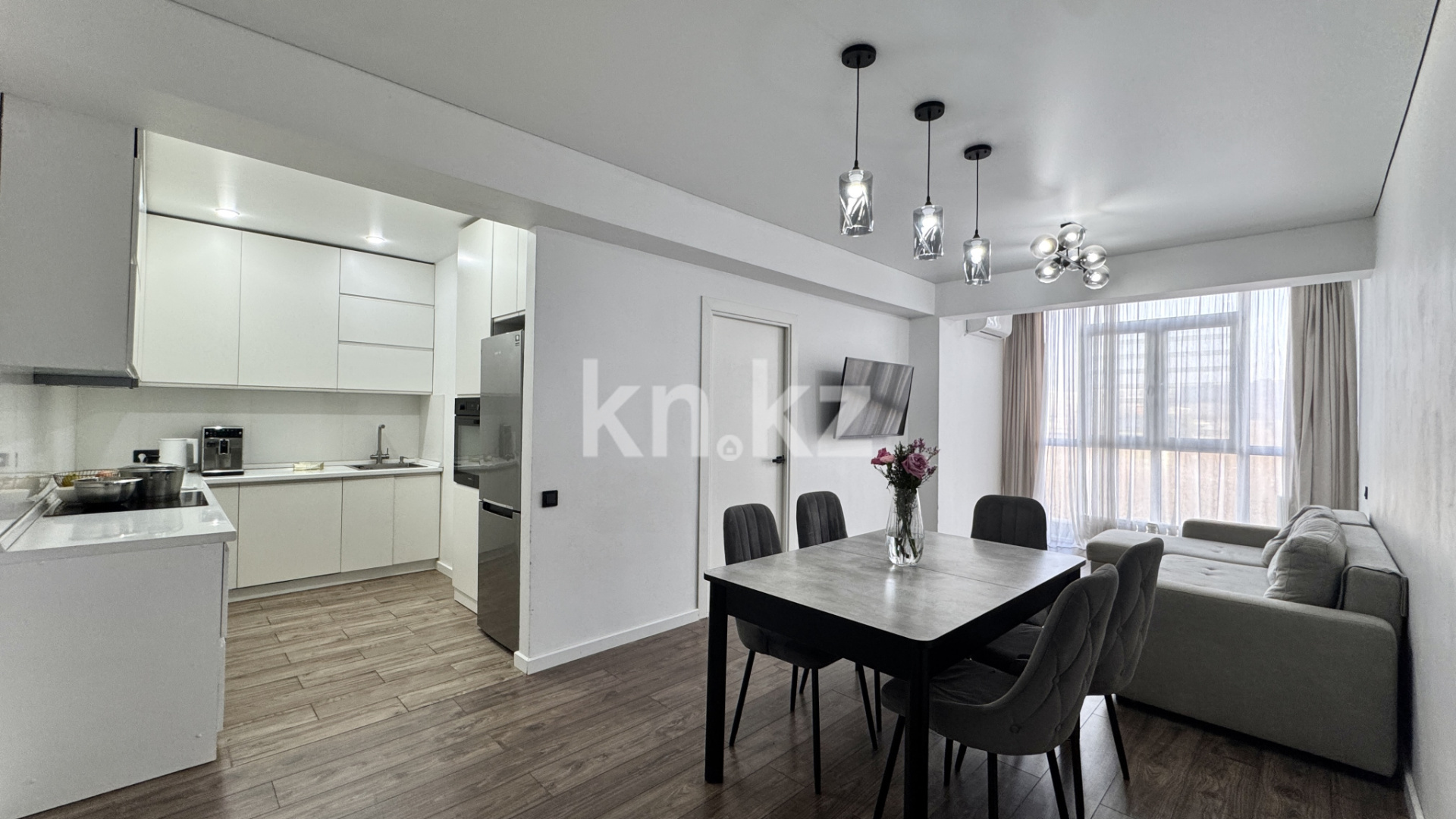 Продажа 4-комнатной квартиры, 95.3 м² - Продажа квартир в монолитном доме в Алматы - страница 4 фото 7 из 15