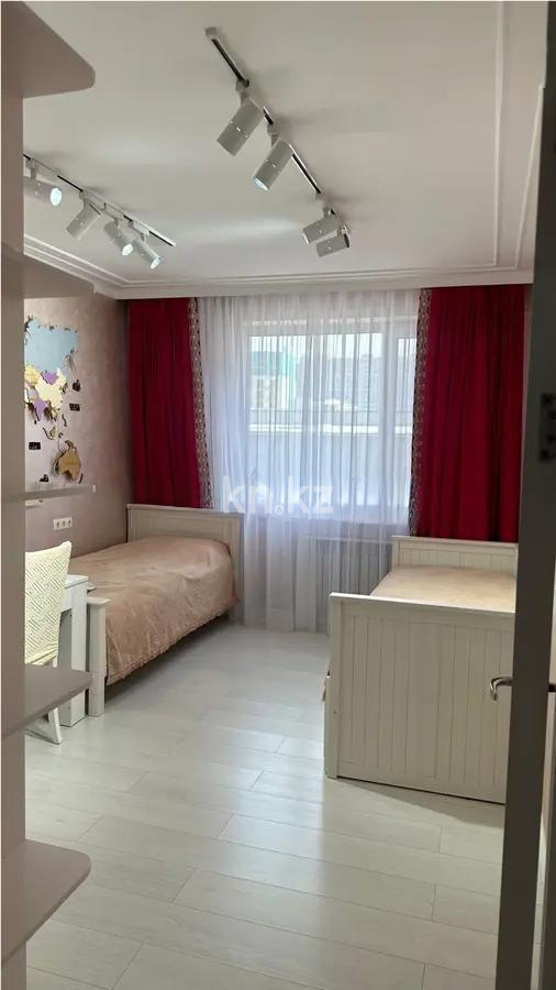 Продажа 3-комнатной квартиры, 96 м², ул. Толе би, дом  285/8 в Алматы - фото 3