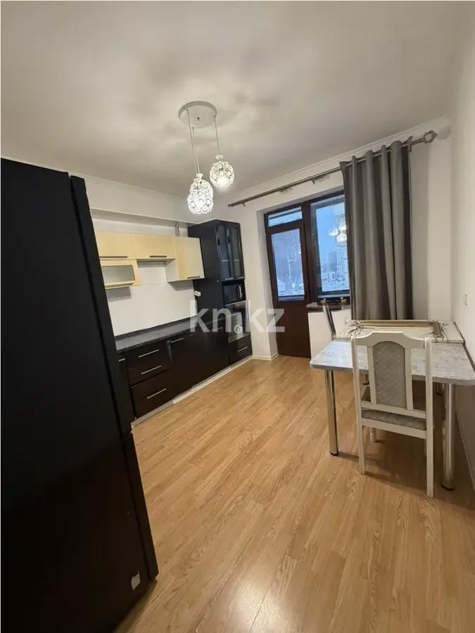 Продажа 3-комнатной квартиры, 100 м², ул. Сыганак, дом  2 в Астане - фото 4