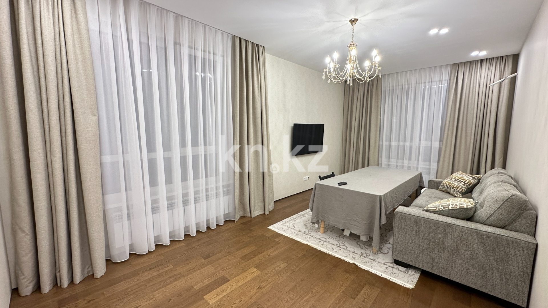 Продажа 2-комнатной квартиры, 70 м² в Алматы