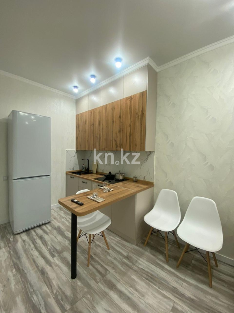 Аренда 2-комнатной квартиры, 47 м², пр. Туран, дом  34А - Аренда  двухкомнатных квартир помесячно в Астане фото 1 из 7