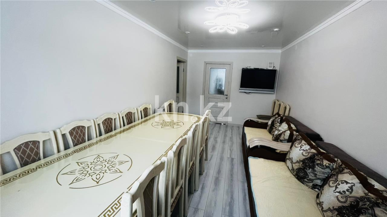 Продажа 3-комнатной квартиры, 57 м², мкр-н 14, дом  22 - Продажа  трехкомнатных квартир в Караганде фото 2 из 10
