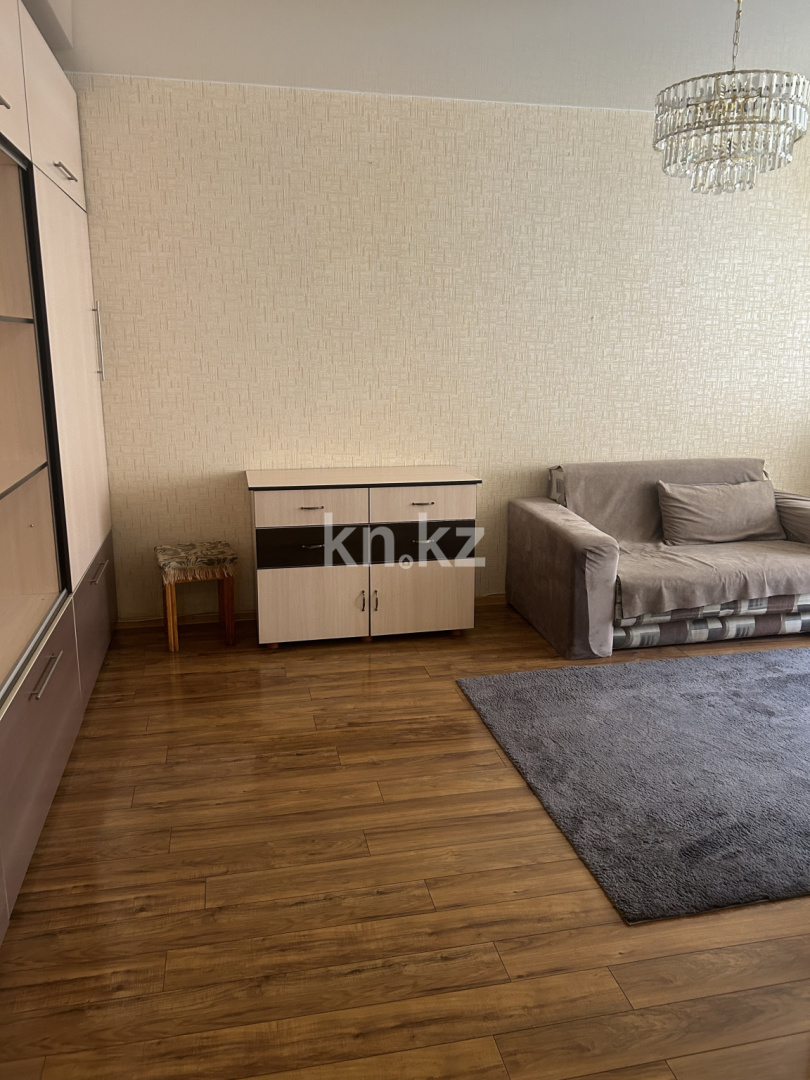 Аренда 1-комнатной квартиры, 43 м² - Аренда квартир помесячно в Казахстане - страница 10 фото 1 из 5