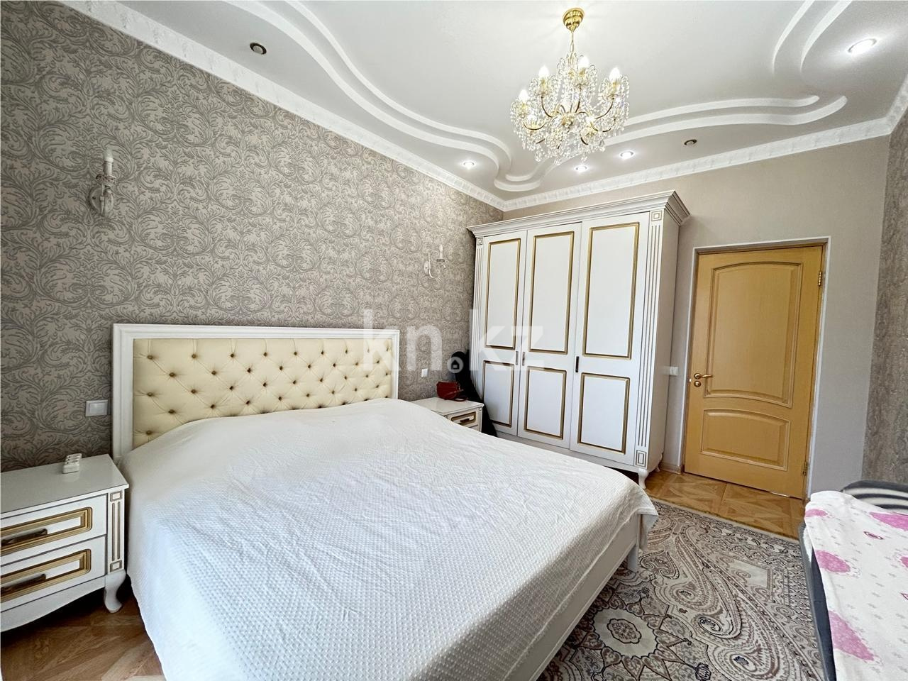 Продажа 4-комнатной квартиры, 121.1 м² в Астане - фото 19