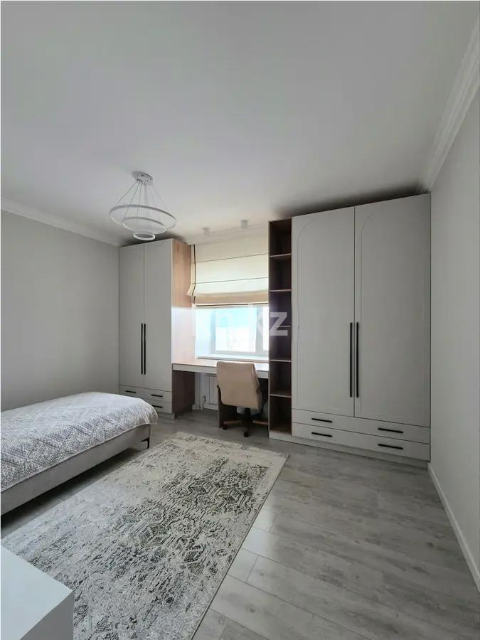 Продажа 3-комнатной квартиры, 132 м², ул. Жургенова, дом  18/2 в Астане - фото 3