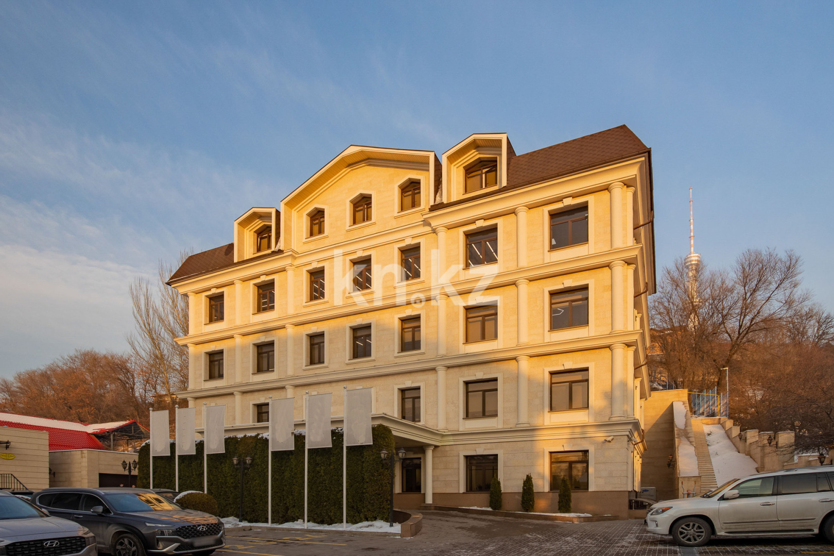 Аренда , ул. Луганского, дом  96 - Аренда офисных и торговых помещений в Алматы фото 5 из 12