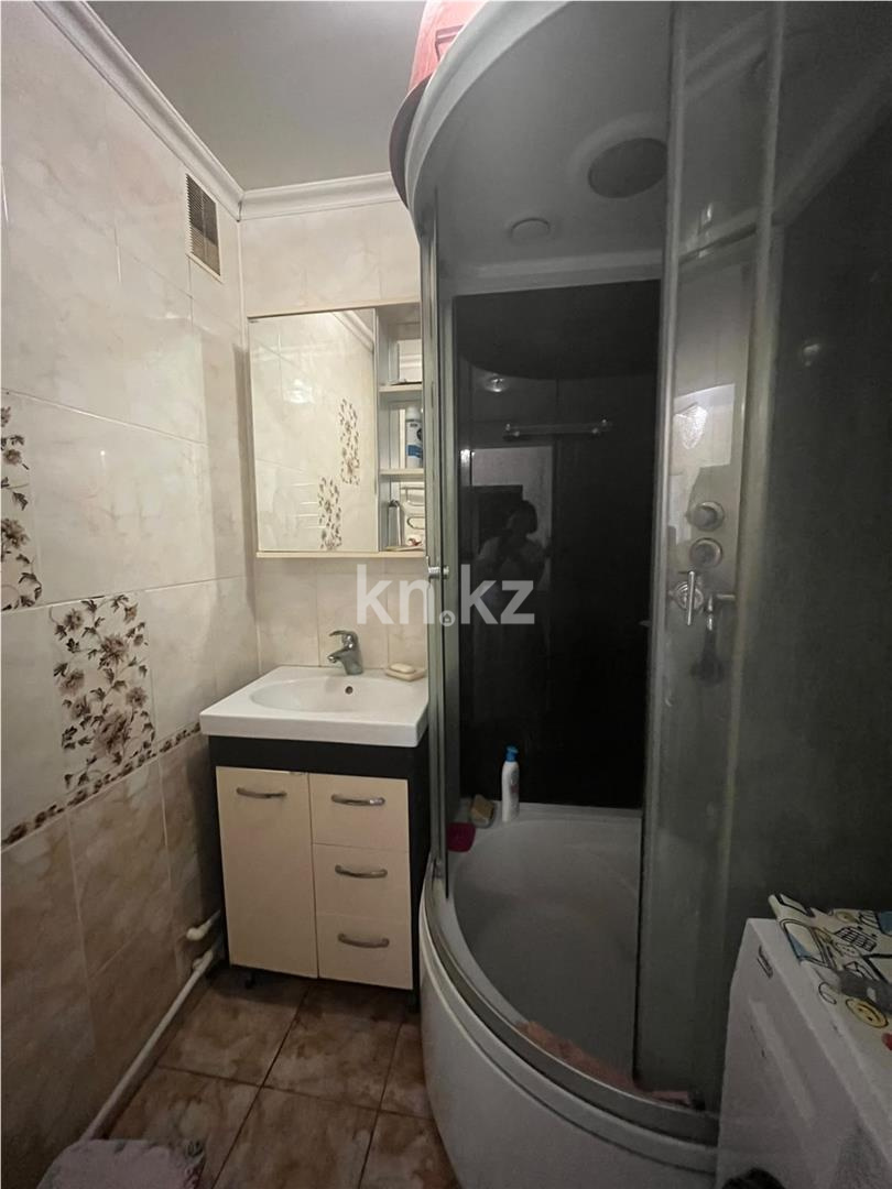 Продажа 3-комнатной квартиры, 63 м² - Продажа трехкомнатных квартир на Юго-Востоке Караганды фото 7 из 18