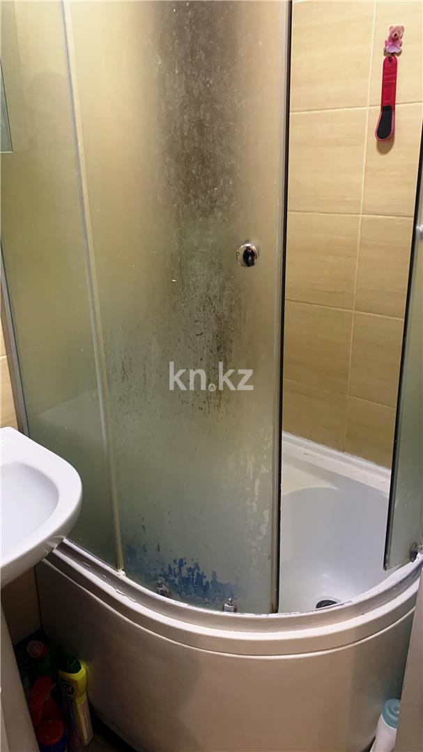 Продажа 3-комнатной квартиры, 57 м², ул. Комиссарова - Продажа квартир в Караганде фото 12 из 17