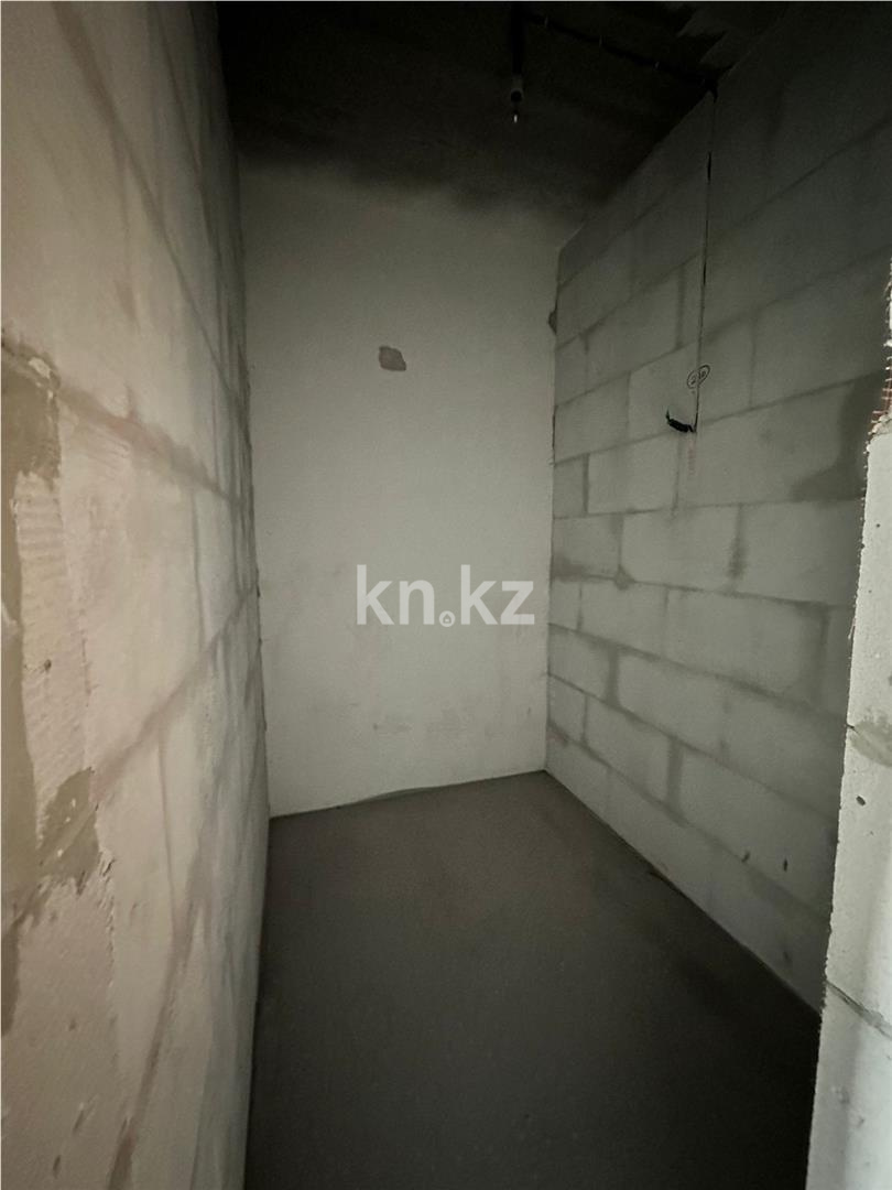 Продажа 3-комнатной квартиры, 104 м², пр. Шахтеров, дом  73/1 - Продажа  трехкомнатных квартир в Караганде фото 10 из 15