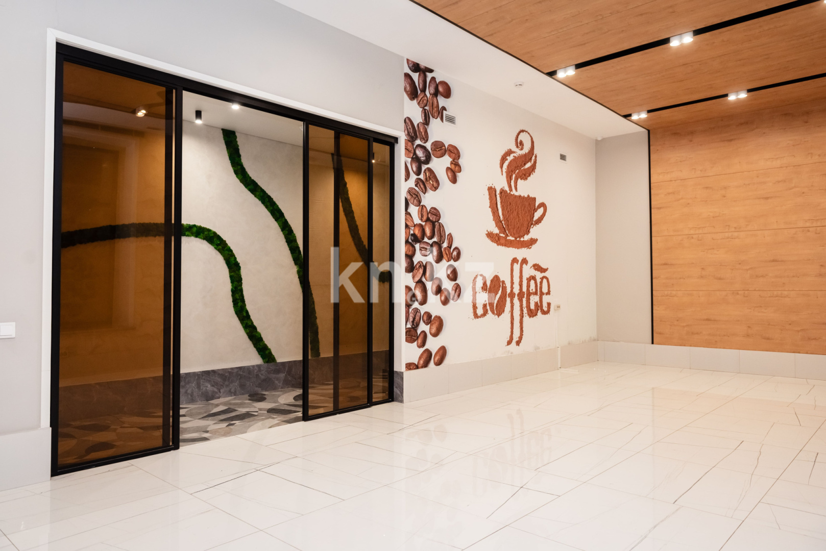 Продажа , 300 м², ул. Муканова, дом  53 - Продажа офисных и торговых помещений в Караганде фото 13 из 34