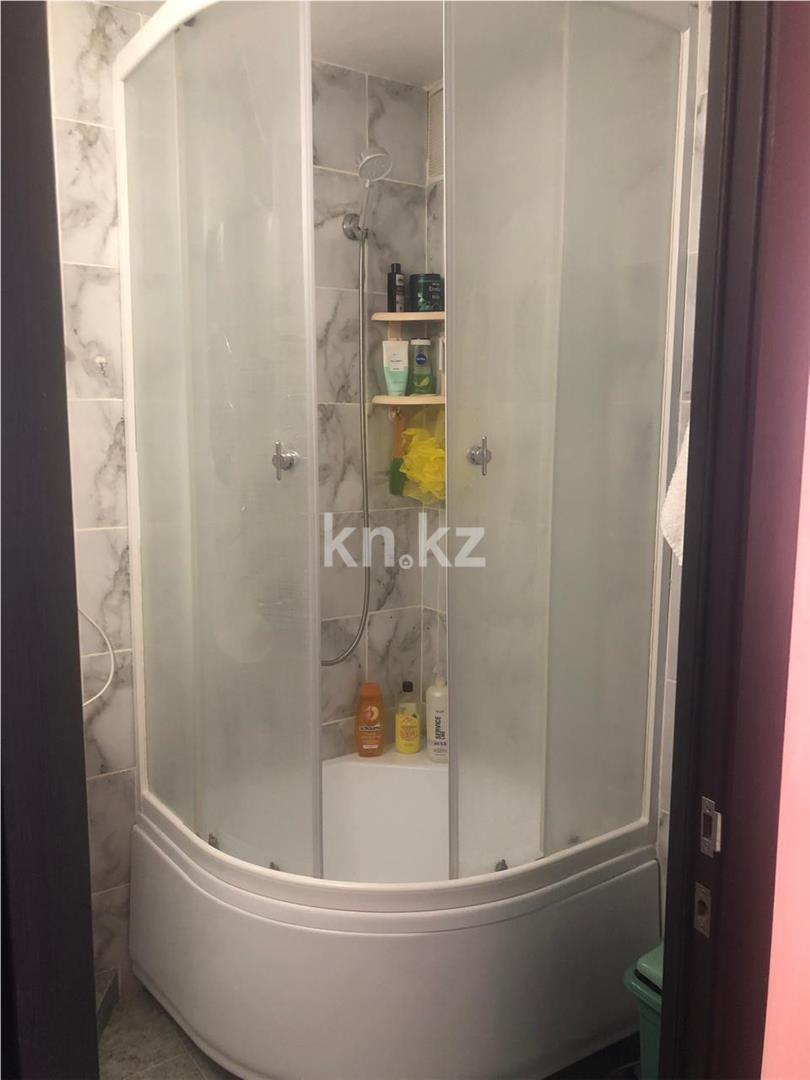 Продажа 2-комнатной квартиры, 51 м², пр. Строителей - Продажа  двухкомнатных квартир в Караганде фото 16 из 18