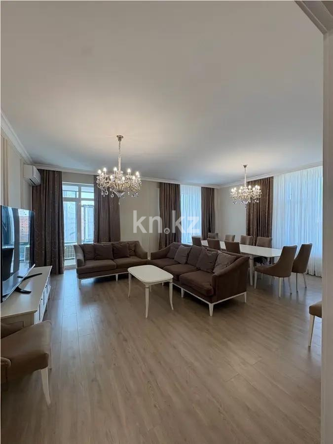 Продажа 5-комнатной квартиры, 195 м², пр. Кабанбай батыра, дом  5/3 - Продажа  пятикомнатных квартир в Астане с фото фото 1 из 9