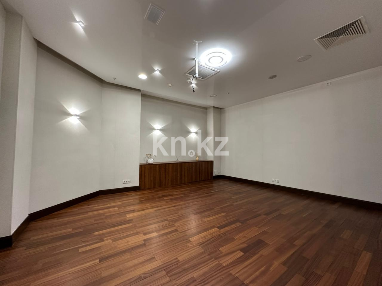 Аренда , ул. Пермитина, дом  11/1 - Продажа и аренда недвижимости в Усть-Каменогорске фото 2 из 3