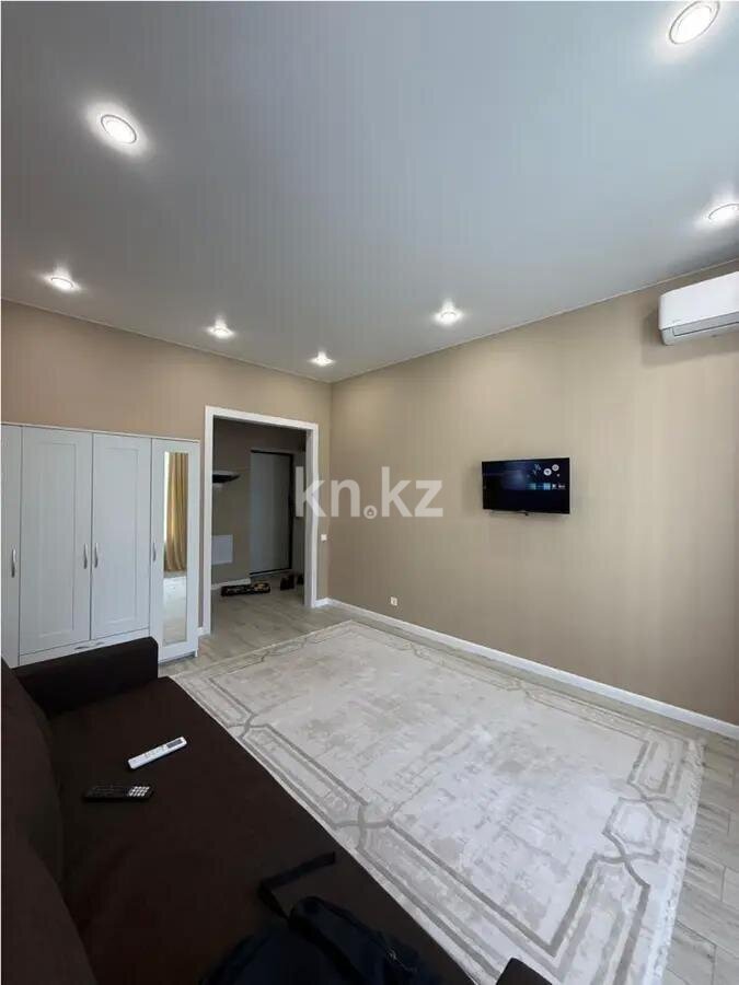 Продажа 1-комнатной квартиры, 40 м² в Астане