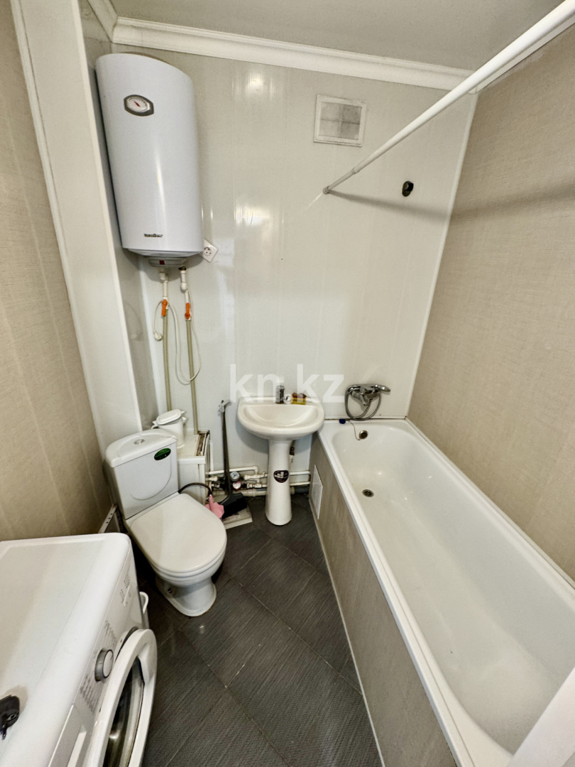 Продажа 2-комнатной квартиры, 36.9 м², ул. Муканова, дом  1/3 - Продажа  двухкомнатных квартир в Караганде фото 13 из 18