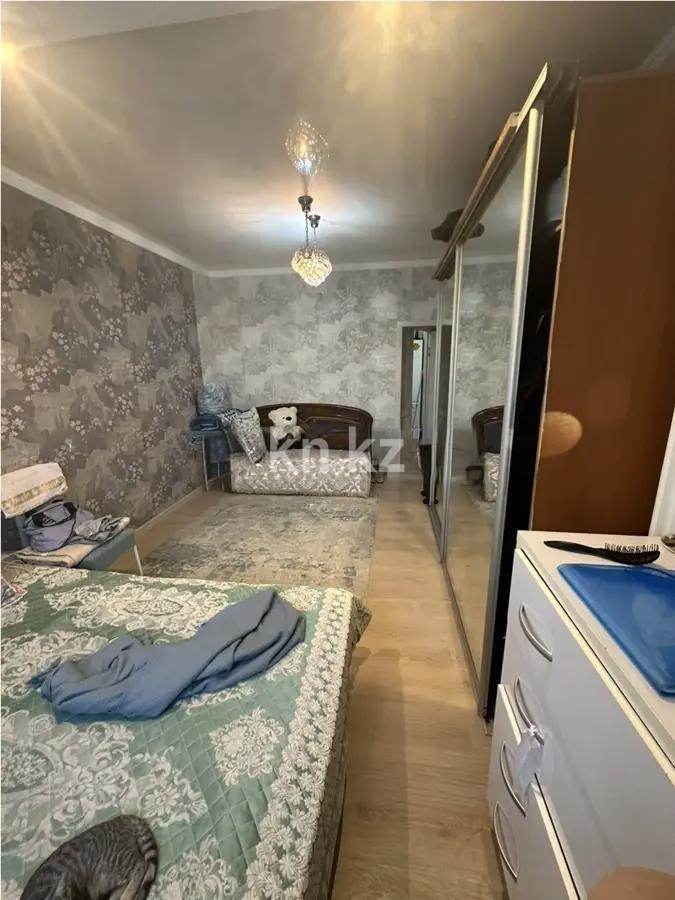 Продажа 2-комнатной квартиры, 62 м², мкр-н Аксай-4, дом  42 в Алматы - фото 2