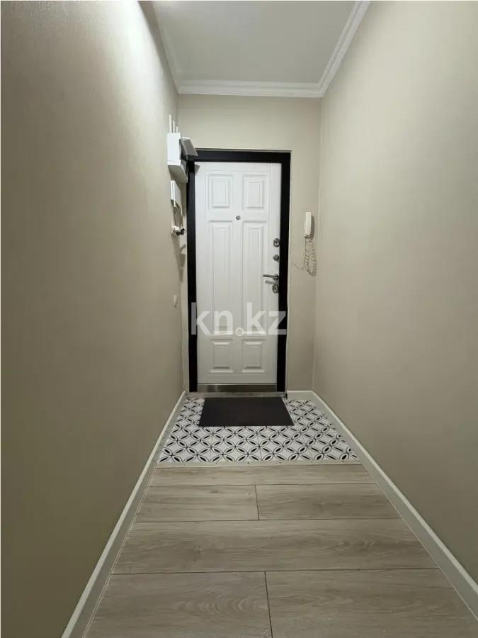 Продажа 3-комнатной квартиры, 59 м², мкр-н 8, дом  3 в Алматы - фото 6