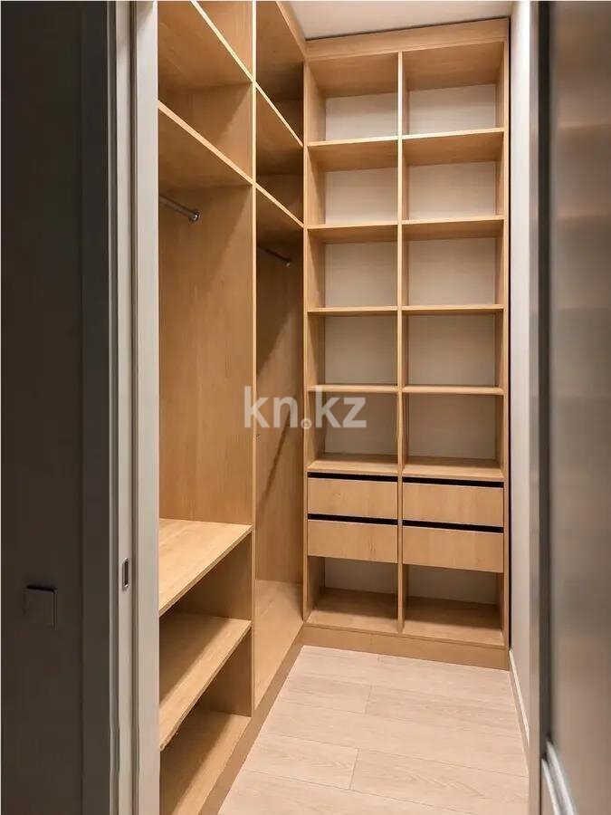 Продажа 3-комнатной квартиры, 72.7 м² в Астане - фото 8