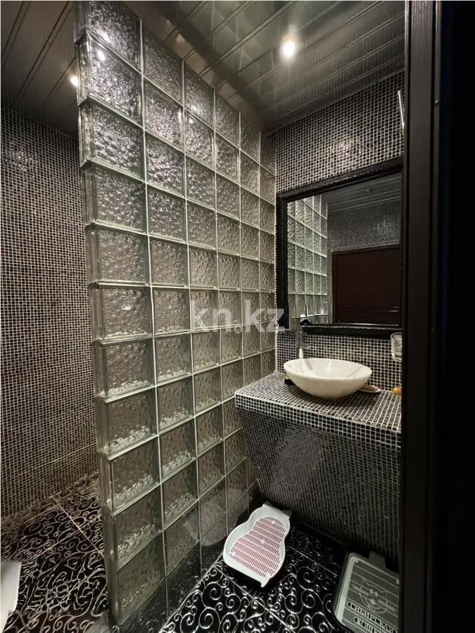 Продажа 2-комнатной квартиры, 72.5 м², ул. Брусиловского, дом  167 в Алматы - фото 3