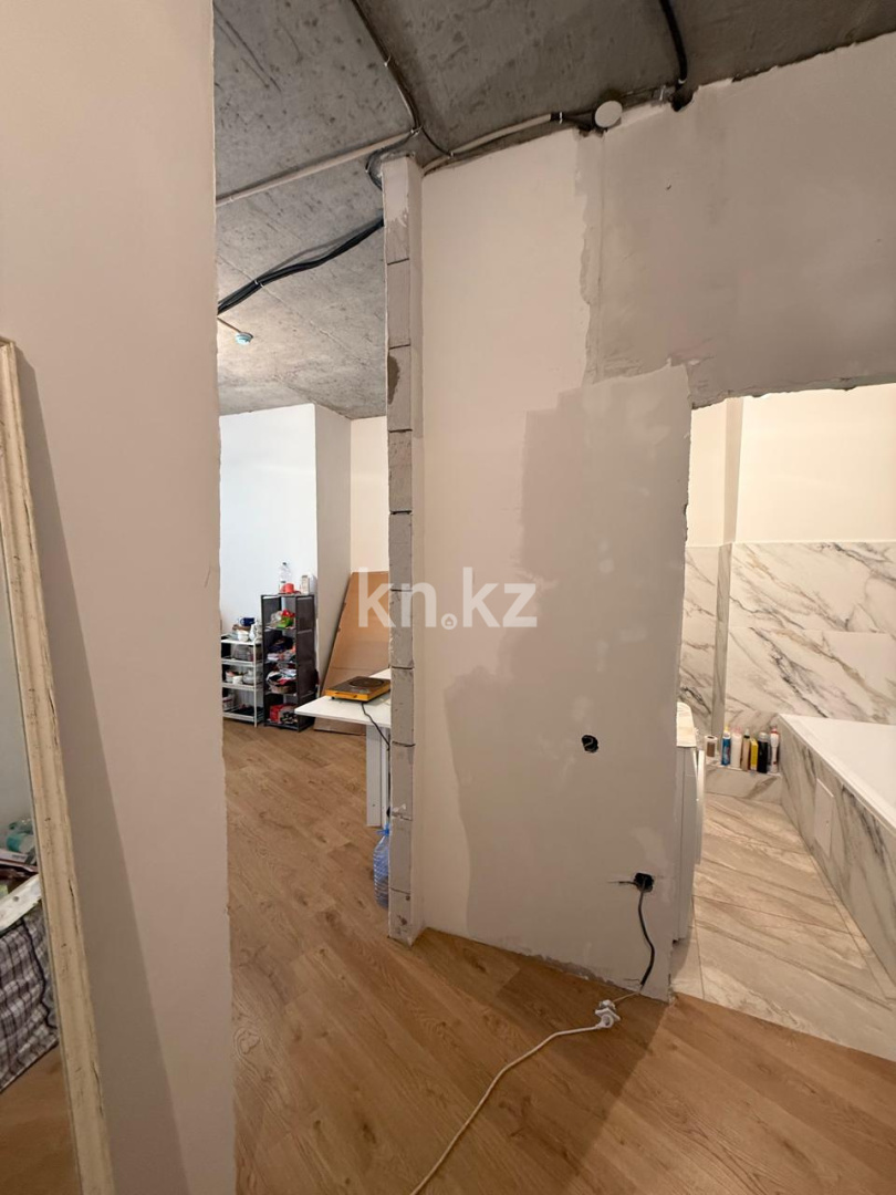 Продажа 1-комнатной квартиры, 47 м², пр. Туран, дом  50/2 - ул. Бухар жырау в Астане - фото 6