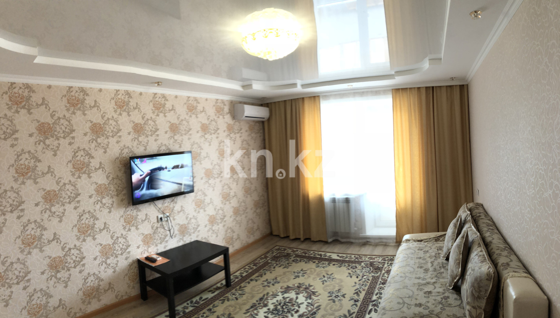 Аренда 3-комнатной квартиры посуточно, 70 м², Камзина, дом  24 - Продажа и аренда недвижимости в Павлодаре фото 1 из 11