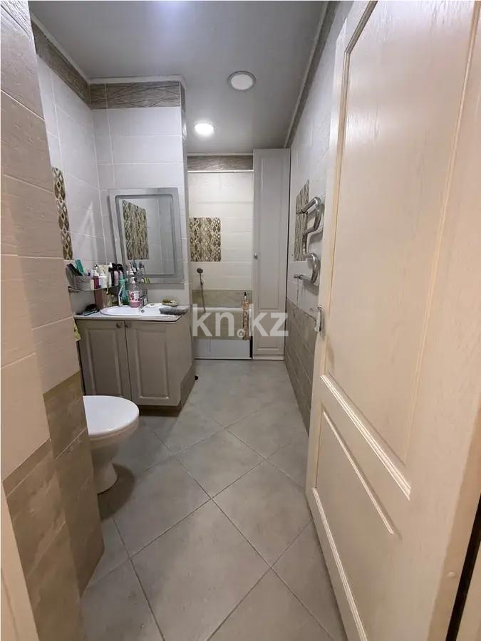 Продажа 3-комнатной квартиры, 79 м², ул. Айманова, дом  70 в Алматы - фото 5