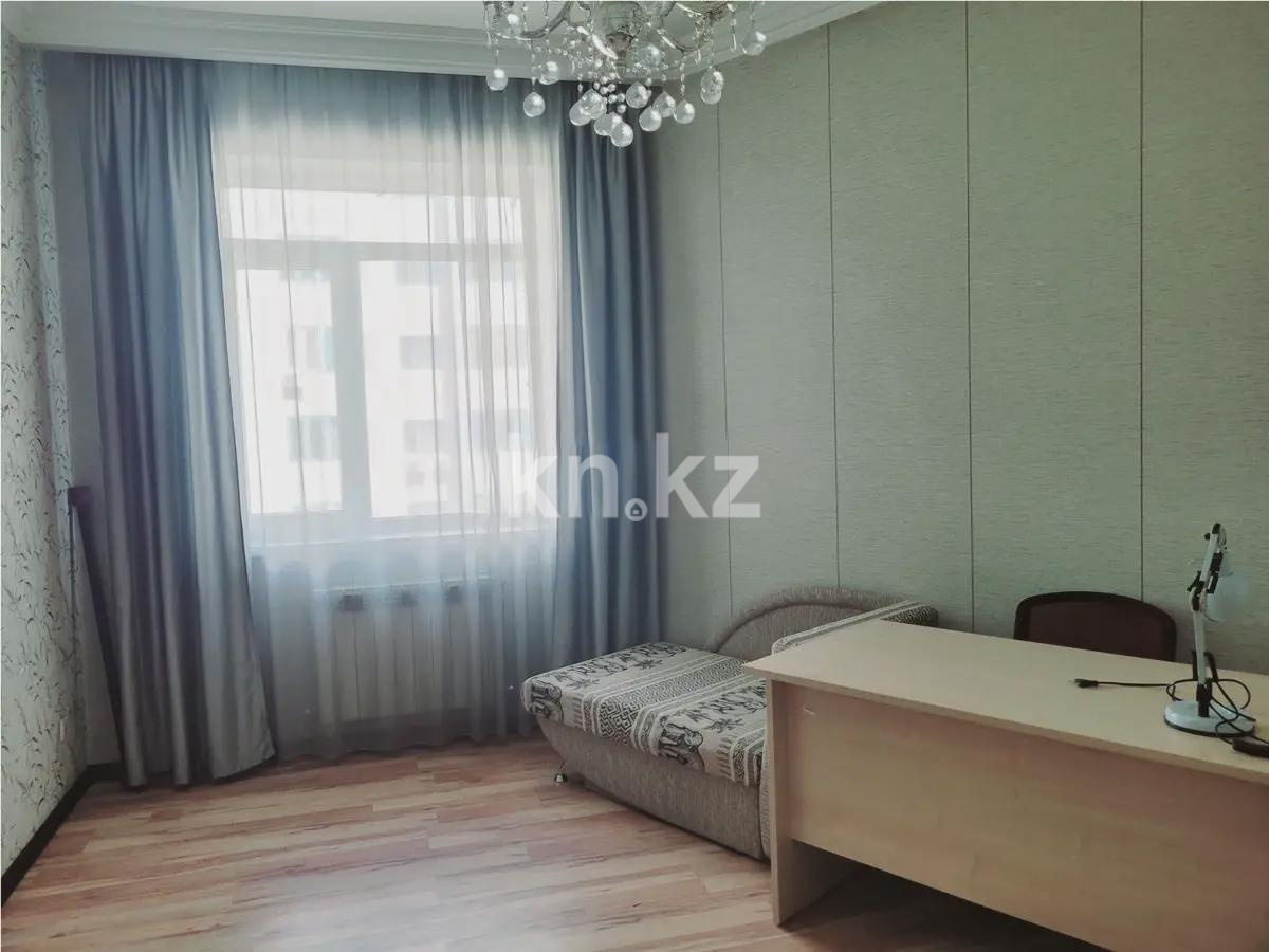 Продажа 3-комнатной квартиры, 94 м², пр. Абая, дом  150/230 в Алматы - фото 2