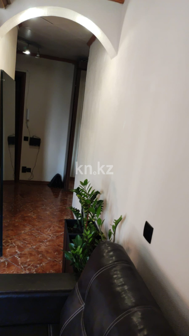 Продажа 2-комнатной квартиры, 48.5 м², пр. Н. Абдирова, дом  15 - Продажа квартир в Караганде без посредников фото 17 из 40