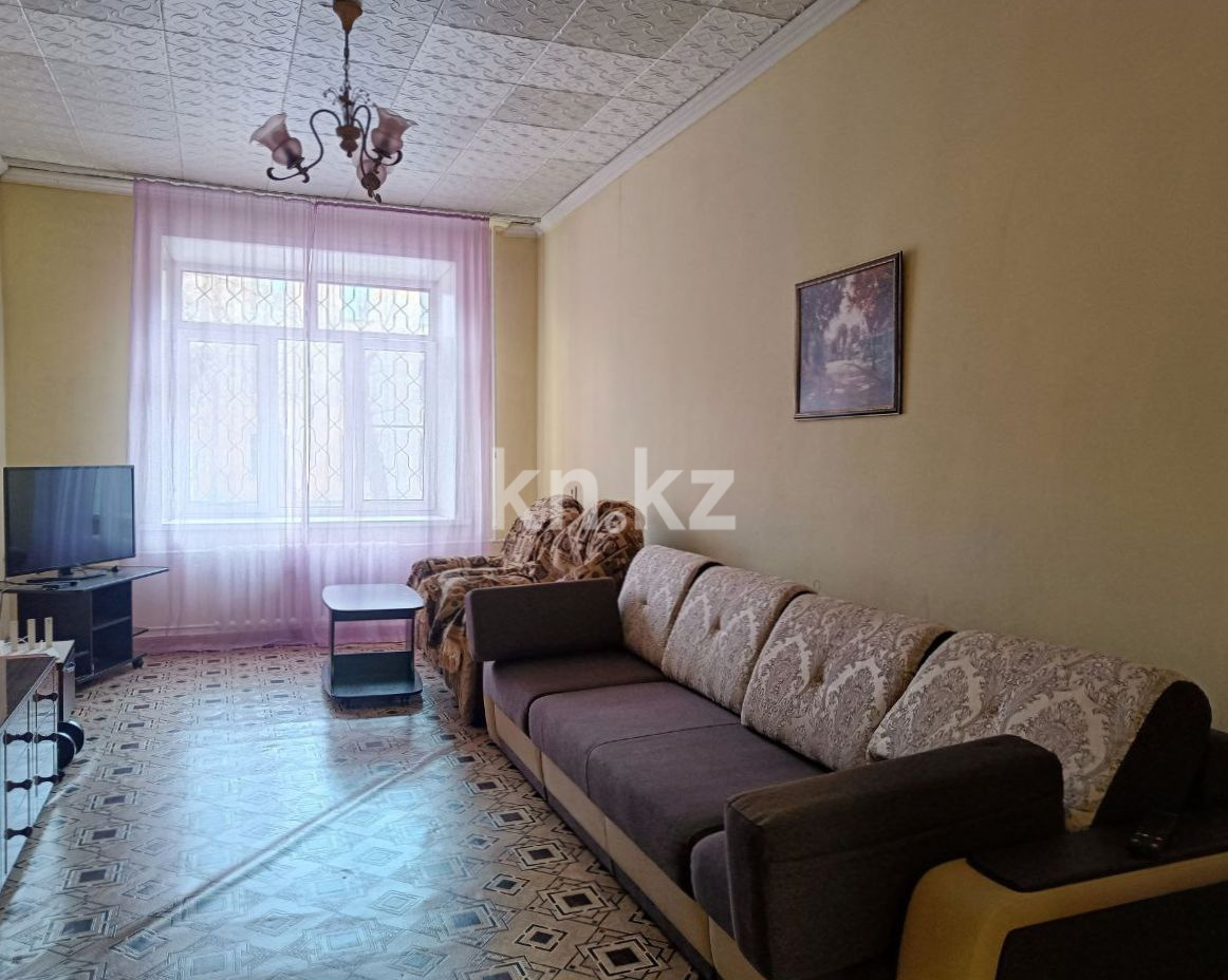 Продажа 3-комнатной квартиры, 78.5 м², пр. Шакарима, дом  159 - Продажа квартир в Усть-Каменогорске фото 1 из 9