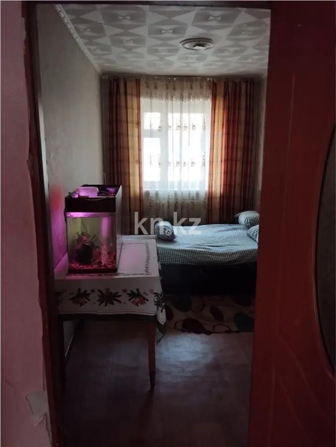 Продажа 3-комнатной квартиры, 56 м², мкр-н 13, дом  17 в Караганде - фото 2