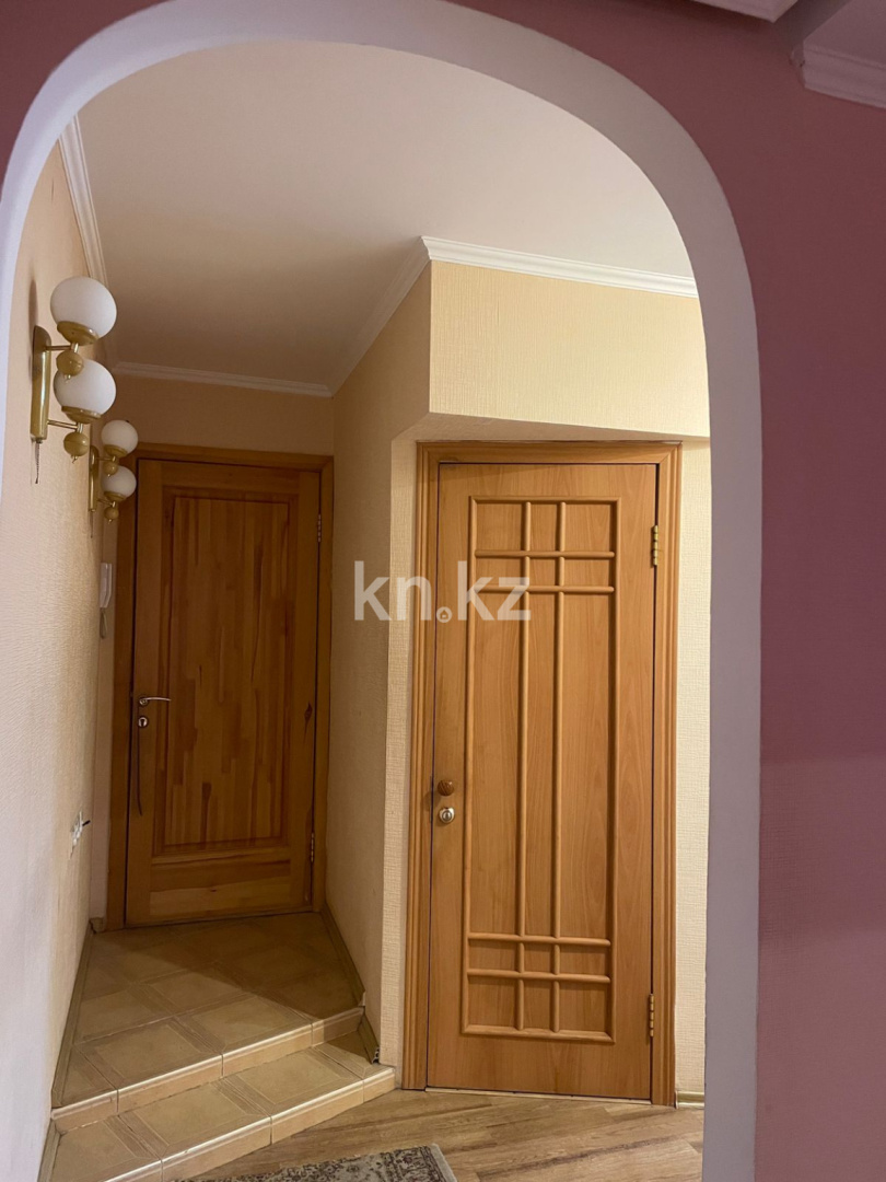 Продажа 2-комнатной квартиры, 52 м², ул. Карбышева, дом  2 в Караганде - фото 17