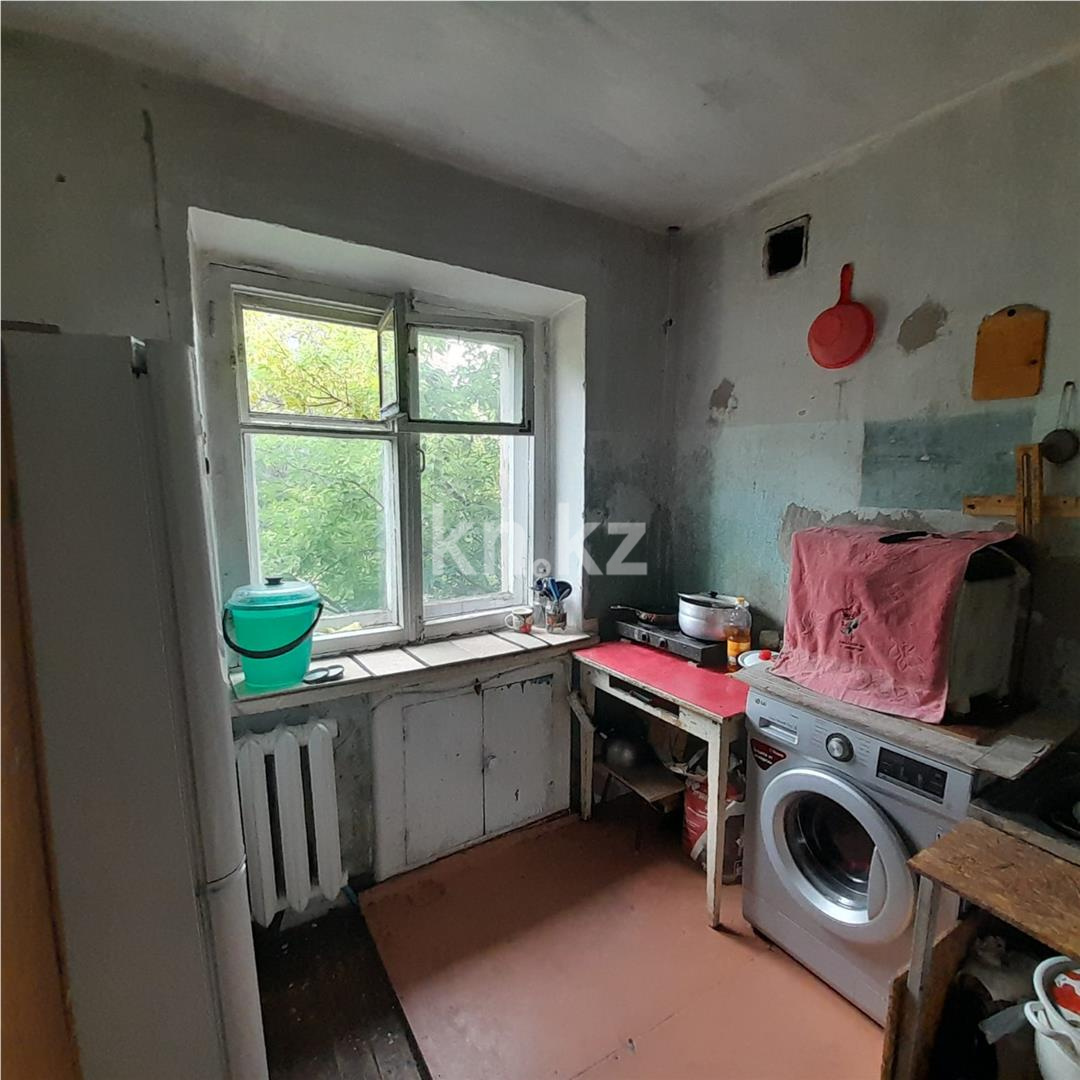 Продажа 4-комнатной квартиры, 60 м², мкр-н 21, дом  29 - Продажа  четырехкомнатных квартир в Караганде фото 11 из 15