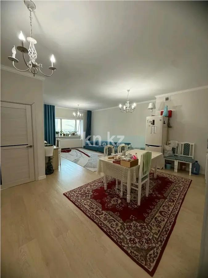 Продажа 4-комнатной квартиры, 132.4 м² в Астане