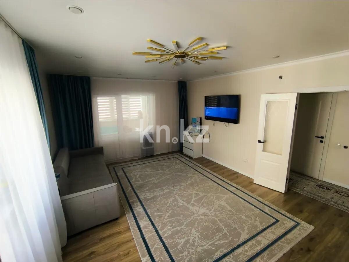 Продажа 2-комнатной квартиры, 71.8 м² в Алматы - фото 2