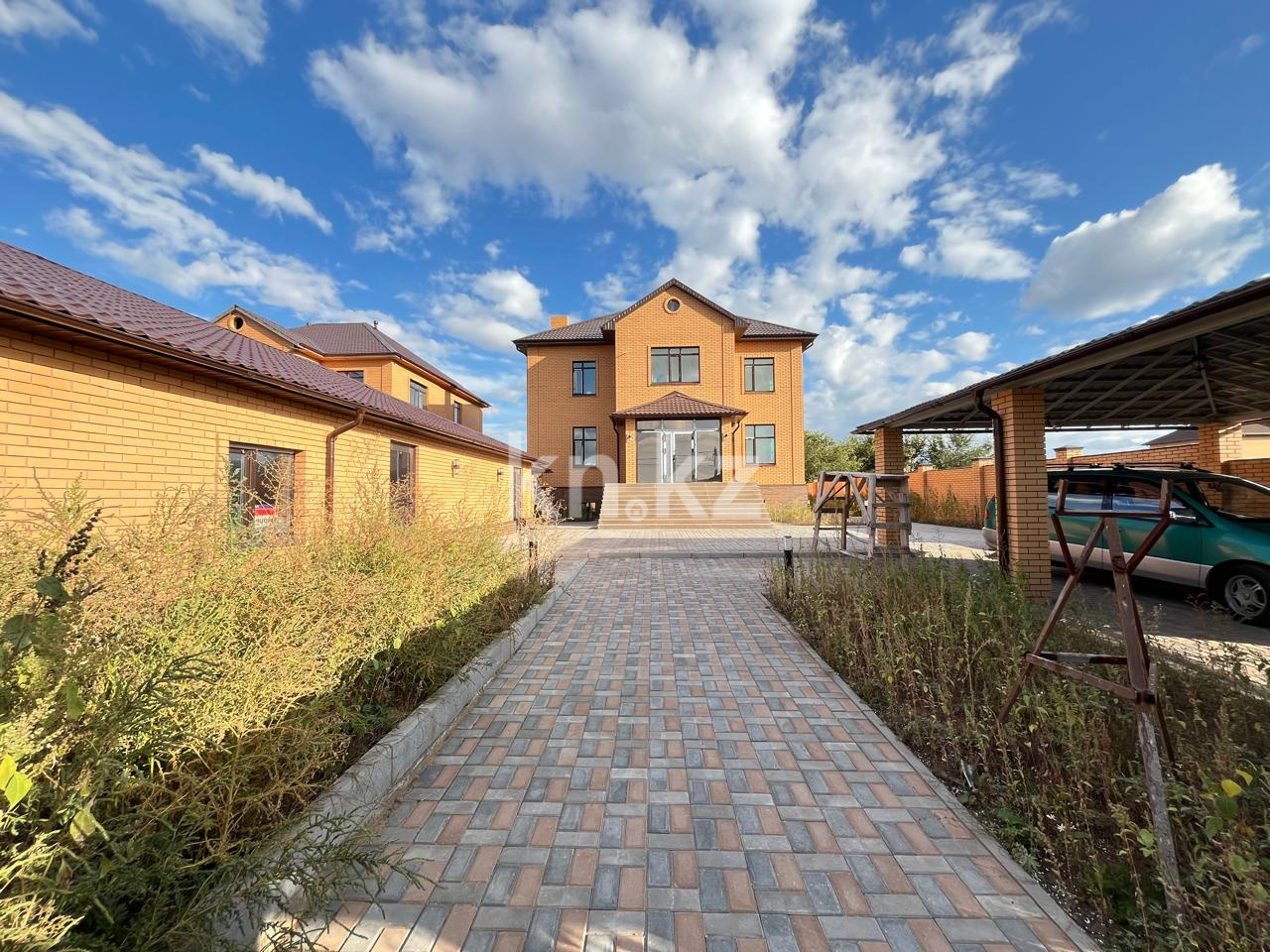 Продажа 7-комнатного дома, 400 м², Жанторе Абишева - Продажа домов, коттеджей в Караганде с фото фото 3 из 17