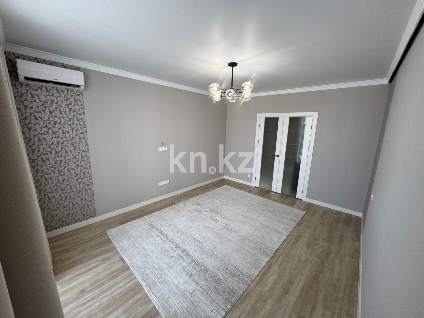 Продажа 2-комнатной квартиры, 68 м², ул. Ашимова, дом  21 - Продажа  двухкомнатных квартир в Караганде фото 1 из 27
