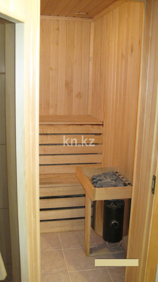 Продажа 8-комнатного дома, 484 м², ул. Сейфуллина, дом  35 - Продажа и аренда недвижимости в Атырау фото 7 из 9