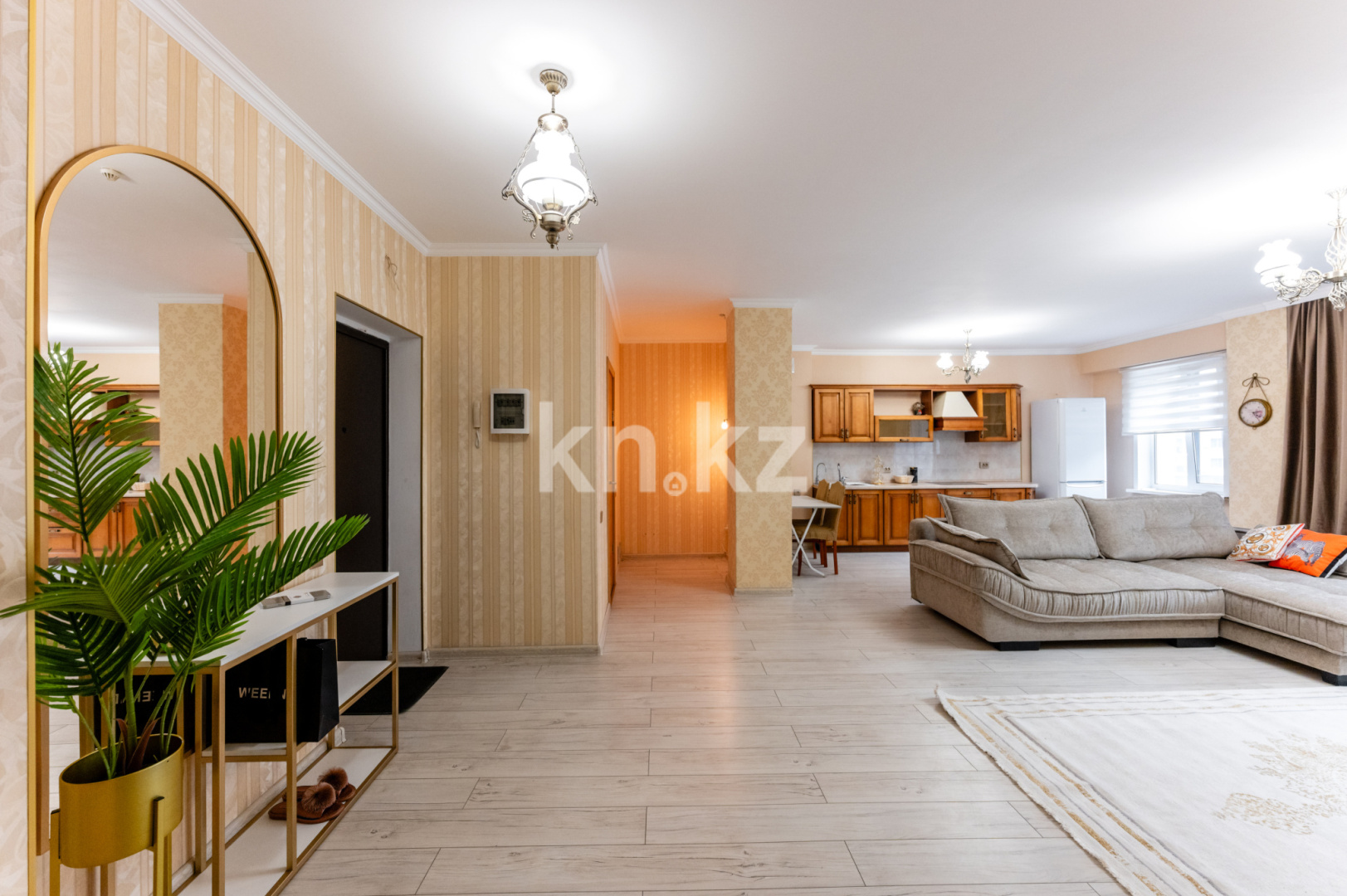 Продажа 2-комнатной квартиры, 76.5 м², ул. Шевченко, дом  8 - Продажа квартир в Казахстане фото 11 из 31