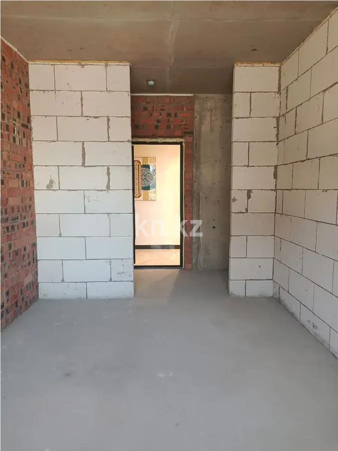 Продажа 1-комнатной квартиры, 37 м², ул. Байтурсынова, дом  32 в Астане - фото 3